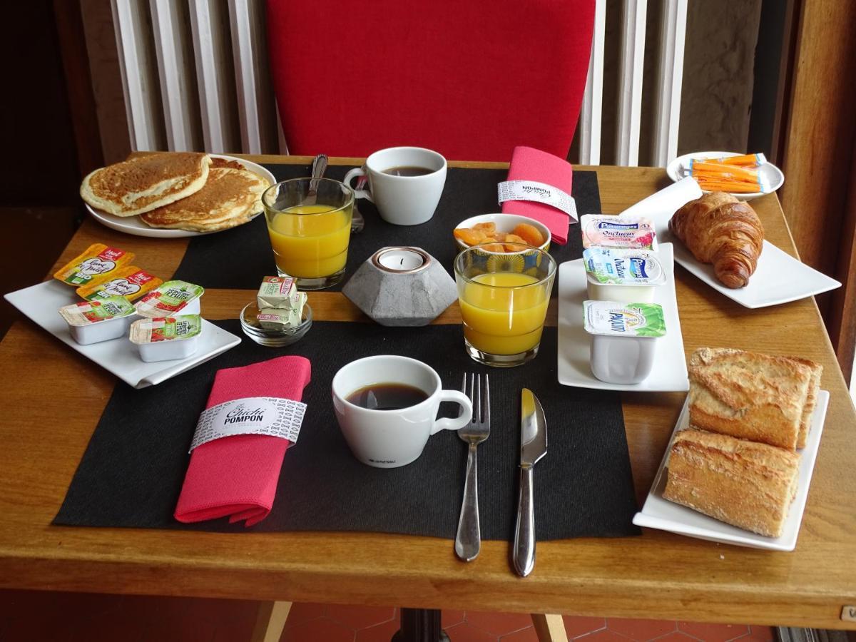 Hotel Ambroise Uzerche Ngoại thất bức ảnh